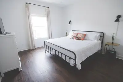 Image de Like new townhome Oxford close to campus & the square