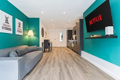 Image de Seven Suites | Bright and Spacious Home | Book Now