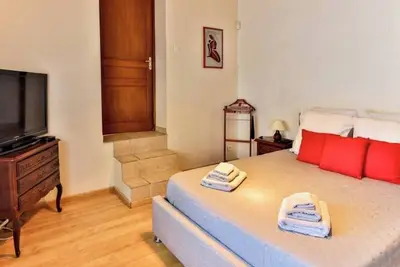 Image de Promo De Lancement! ! Maison individuelle à 12km d'Avignon dans un petit village