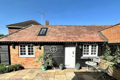 Image de Lovely Courtyard Studio in Wokingham. \nClose to all major travel links.