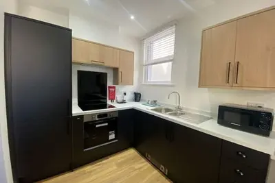 Image de Number 6, 8 Clifton Terrace
