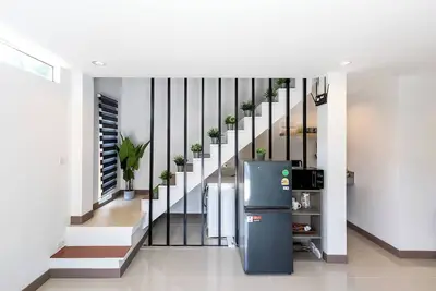 Image de Petite maison Srinakarin à la gare de Sri Bearing