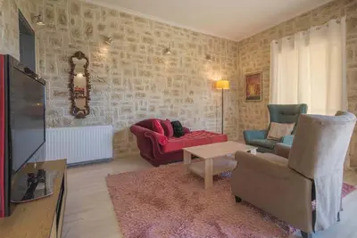 Image de Modern Greek Escape close to Alimos Shore