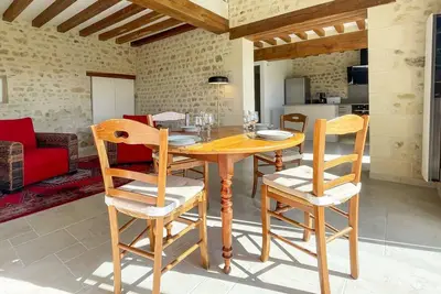 Image de Charmante maison en pierres avec Wifi, près de Mortagne-au-Perche