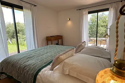 Image de Chambre 'Chambre 2' avec vue sur la montagne, Wi-Fi et climatisation
