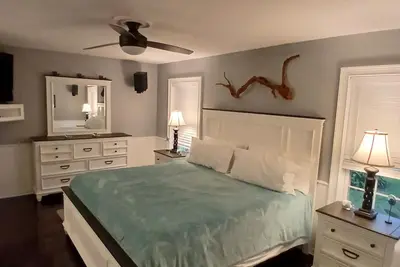 Image de Charming 3/2 fully furnished house in Homosassa. Close to river with many extras