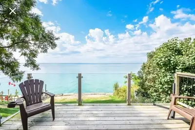 Image de Peacock Point Lake View Cottage\nPet friendly!