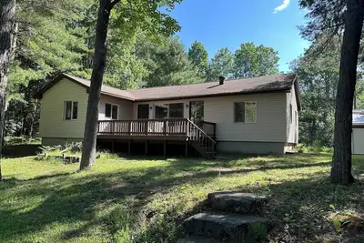 Image de Newly remodeled 3 Bedroom Cabin on the beautiful upper AuSable River