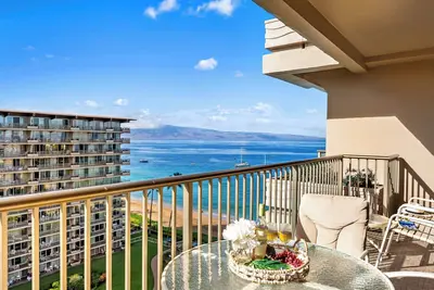 Image de Ocean View steps from beach, dining, shopping 1119