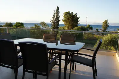 Image de Modern apartment with sea views