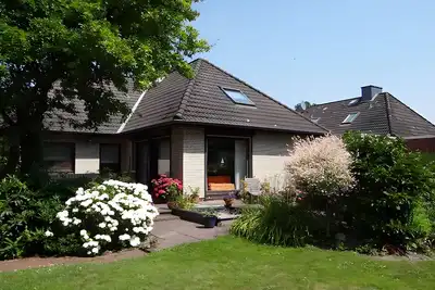 Image de Appartement de vacances 'Ferienwohnung Rathjen' avec terrasse privée, jardin commun et Wi-Fi