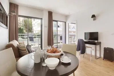 Image de À deux pas de Monaco et des plages | T2 + balcon