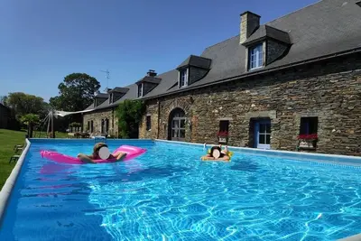 Image de Demeure de charme en campagne, Piscine Chauffée,