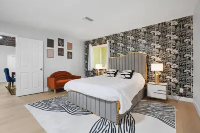 Image de Spacious 7-bedroom themed house ~10 min from Disney