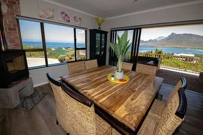 Image de The Butterfly Villa - Family Suite: Ocean & Mountain Views, Private Jacuzzi