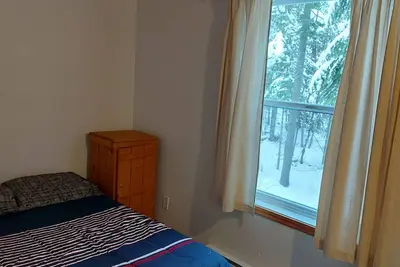 Image de Chalet Desjardins - Tout le confort en pleine nature.