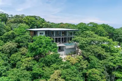 Image de Jungle & Ocean View Villa Near Guiones Surf