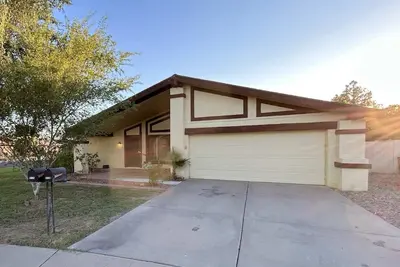 Image de 3-bedroom house in welcoming Glendale with WiFi, Ac