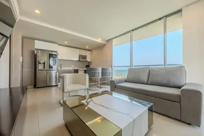 Image de Premium 3br apartment with ocean view.