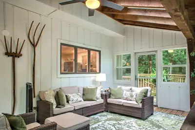 Image de Hideaway Hill | Peaceful Mountain Home in Sapphire | Pet-Friendly