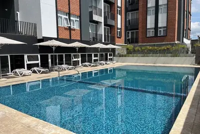 Image de Luxury King Bed | Free Pool & Gym | With Balcony