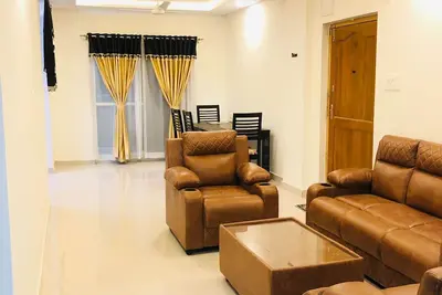 Image de Spacious 3-bedroom apartment with WiFi, Ac in delightful Hyderabad by Grv Group.