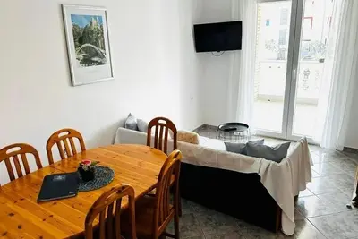 Image de Appartement de deux chambres avec le balcon Srima - Vodice, Vodice (A-23744-g)