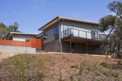 Image de Bush Haven I Second Living