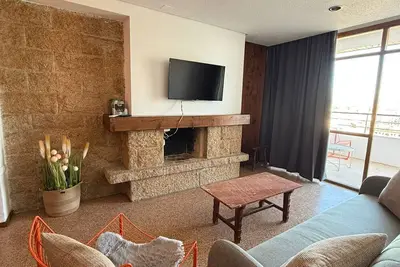 Image de Appartement confortable avec terrasse et vue