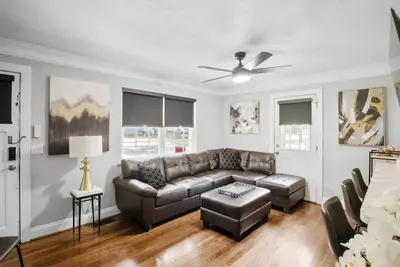 Image de Family Fun: 2 Story Oasis & Pup Retreat Near Rva