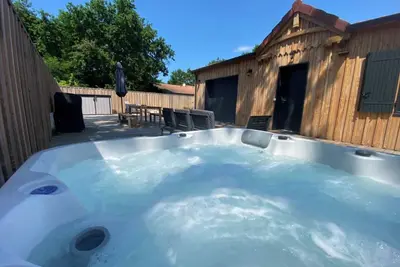 Image de 🌿 Villa neuve avec piscine chauffée & spa – Esprit Cap Ferret