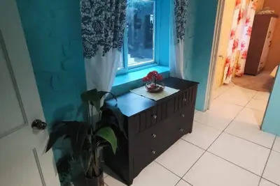 Image de 2-bedroom apartment in lovely Sunny Acres with WiFi, Ac and Fan