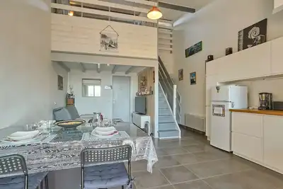 Image de Appartement T2 avec Véranda, Animaux et Parking Inclus