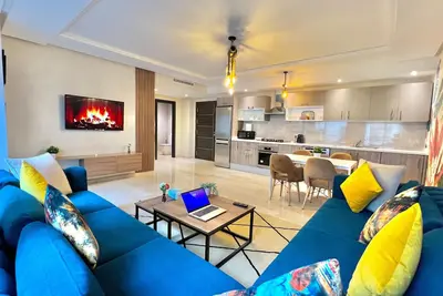 Image de Hébergement Central à Casablanca – Wifi, Clim, Proche Mosquée Hassan Ii