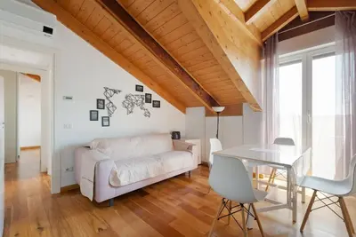 Image de GuestHost- Milano Lambrate Cosy Balcony Apartment
