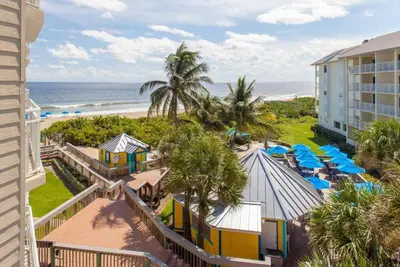 Image de Authentic Florida Beach Getaway | Pool. Restaurant