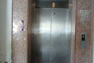 Image de 1 bhk apartment, in a posh society, in heart of Vrindavan