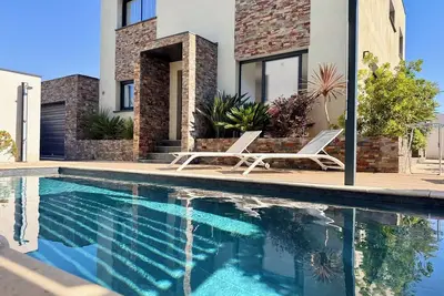 Image de Villa bord de mer 2 à 6 pers. Quiet villa for 2 to 6 people. Ruhige Villa.