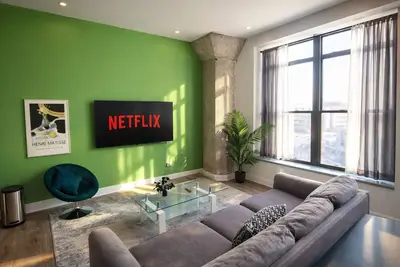 Image de McCormick Place Studio/Optional parking/sleeps up to 4