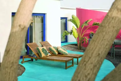 Image de Eco Villa El Espejo. Unique and handcrafted - Intimate Jacuzzi and garden at Green Dharma