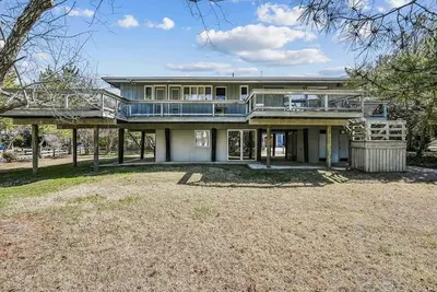 Image de Oceanview 5-Bedroom Home w/ Bbq & Deck