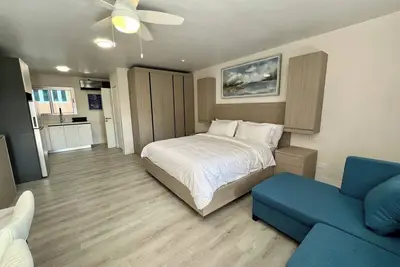 Image de Nearby Dining, Shops, Beach and Resorts - Cable Beach Strip