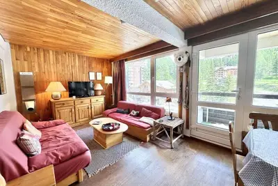 Image de À 50m des pistes de ski, 4ème étage, vue piscine/montagne, télévision, casier à ski, 45m², Vars