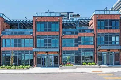 Image de Parking! 4br Town, Costco, Durham College, Oshawa