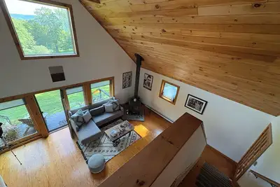 Image de Modern, secluded 3br A-Frame home on 7 acres in beautiful Andes, New York.