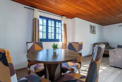 Image de Casa com Wi-Fi e garagem a 400m do Museu Imperial