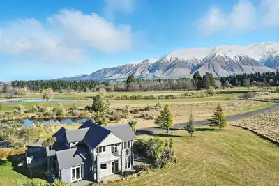 Image de Mt Hutt Retreat - Windwhistle Holiday Home