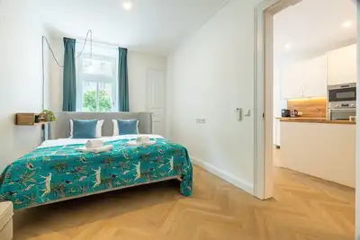 Image de Modern Apartment in a Quiet Yet Central Location