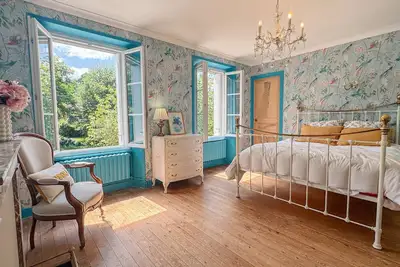 Image de Gîte de charme Suisse Normande, 10 personnes, vue rivière