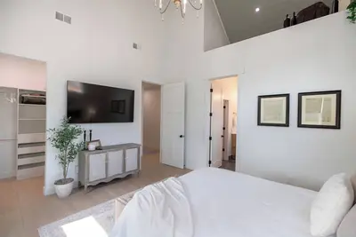 Image de The Carla: 3-bedroom house in charming Cheyenne with WiFi, fitness room, Ac